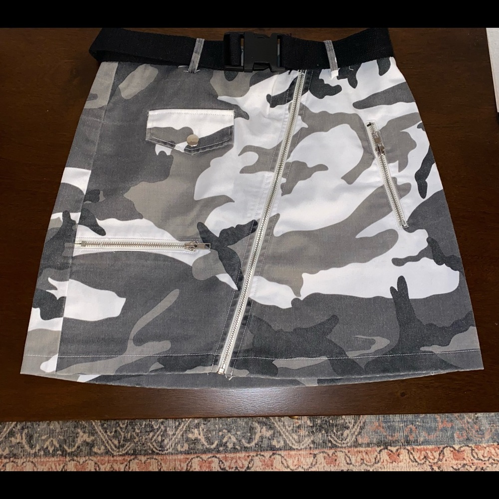 White Fox Boutique skirt